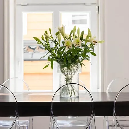 Apartment Renovated Gem With Balcony In Street *