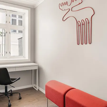 Renovated Gem With Balcony In Street * Bergen